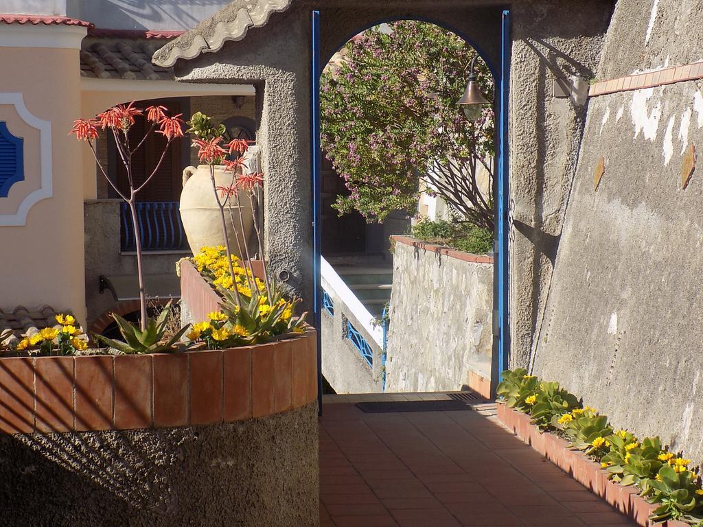 Maison De Fleurs Maiori Luaran gambar